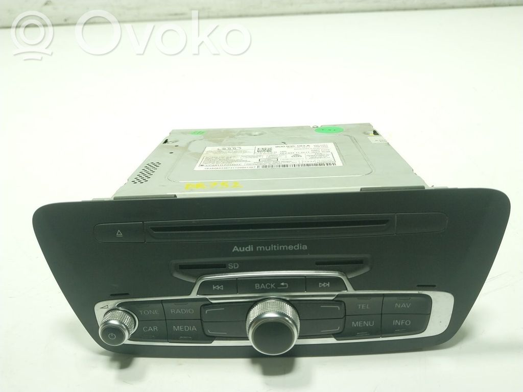 Audi Q3 8U Panel / Radioodtwarzacz CD/DVD/GPS 