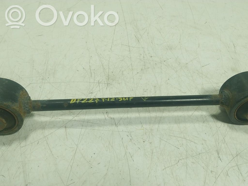 Toyota Land Cruiser (J200) Wahacz tylny
