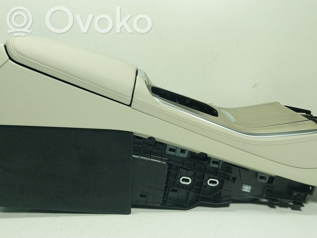 BMW X5 G05 Reposabrazos 
