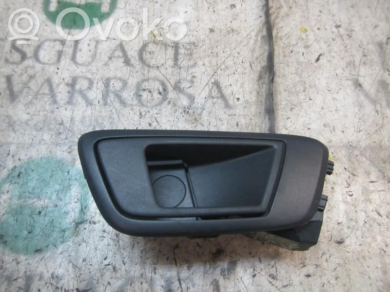 Mâner interior ușă spate   1579282