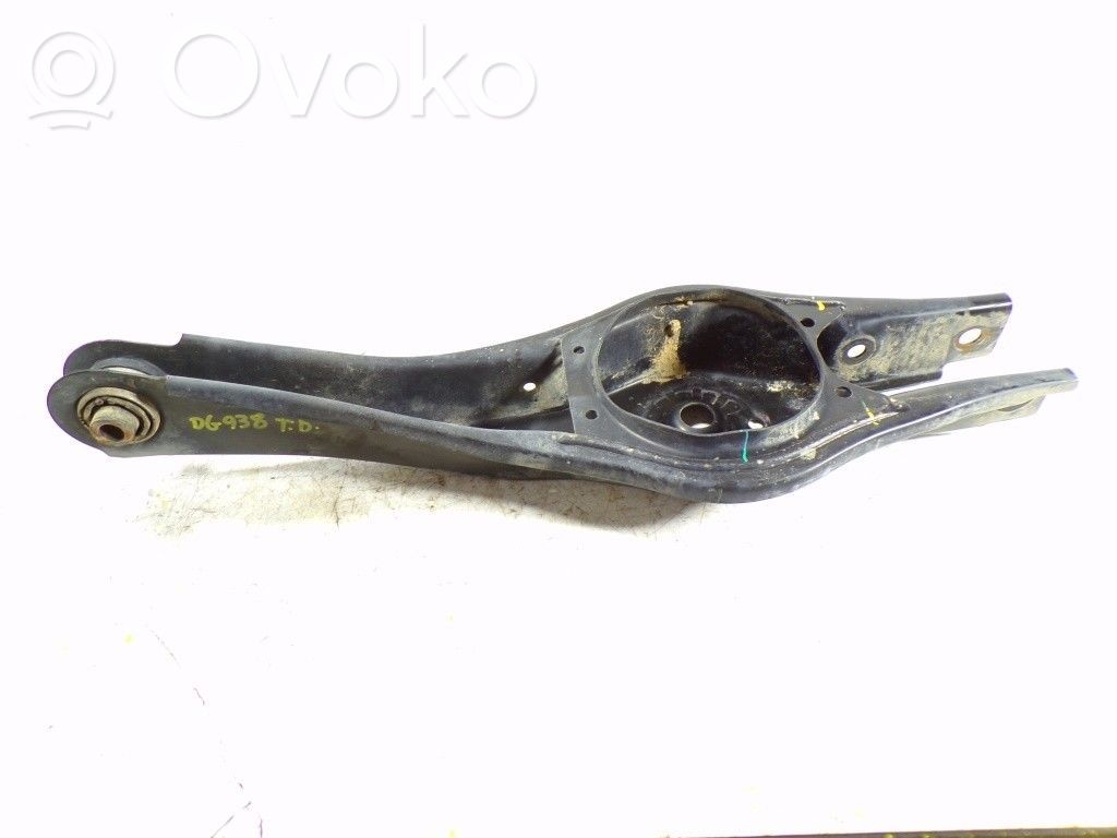 Brazo de suspensión trasero   55210G2100