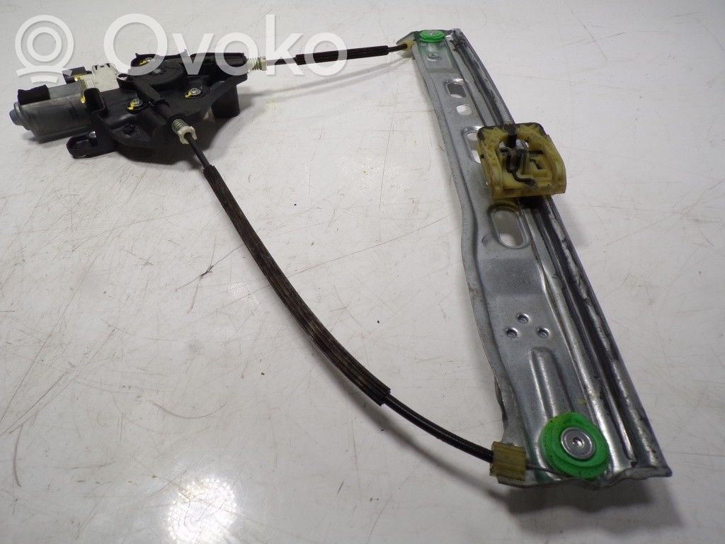 Ford Tourneo Macara geam față manuală 