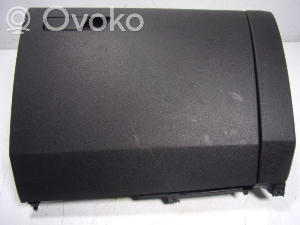 Guantera   5FB857095H4PK