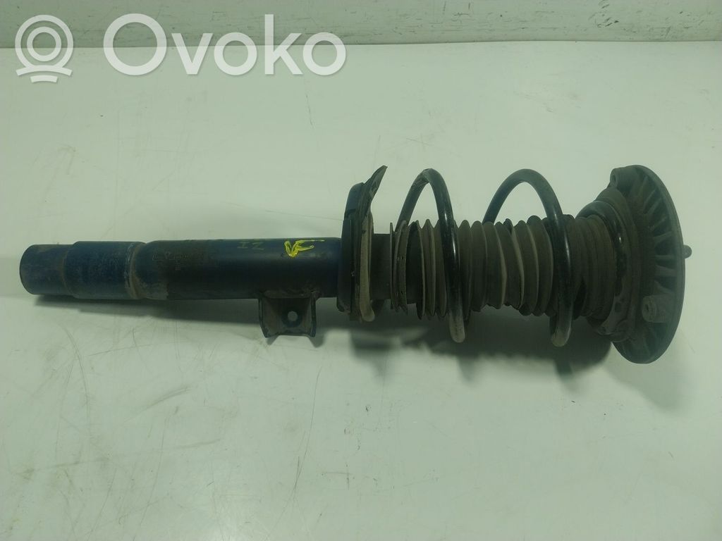 BMW 1 E82 E88 Amortyzator osi przedniej ze sprężyną 