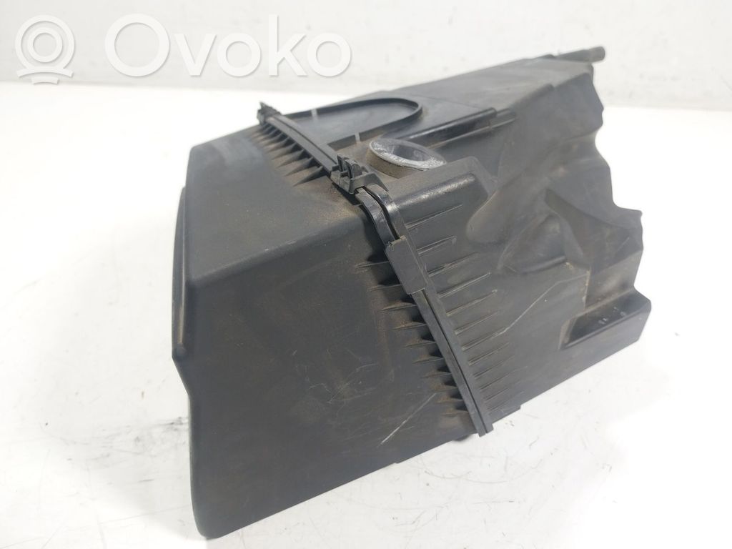 Audi A6 S6 C6 4F Ilmansuodatin 