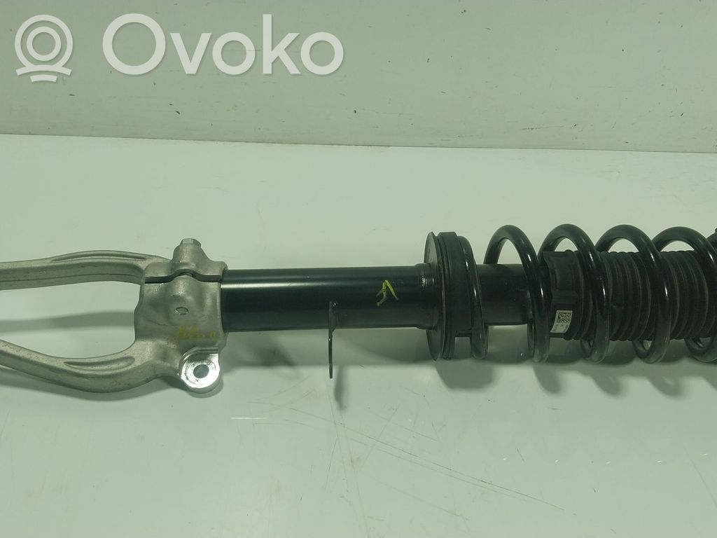 BMW 5 G30 G31 G38 Ansamblu amortizor cu arc față 