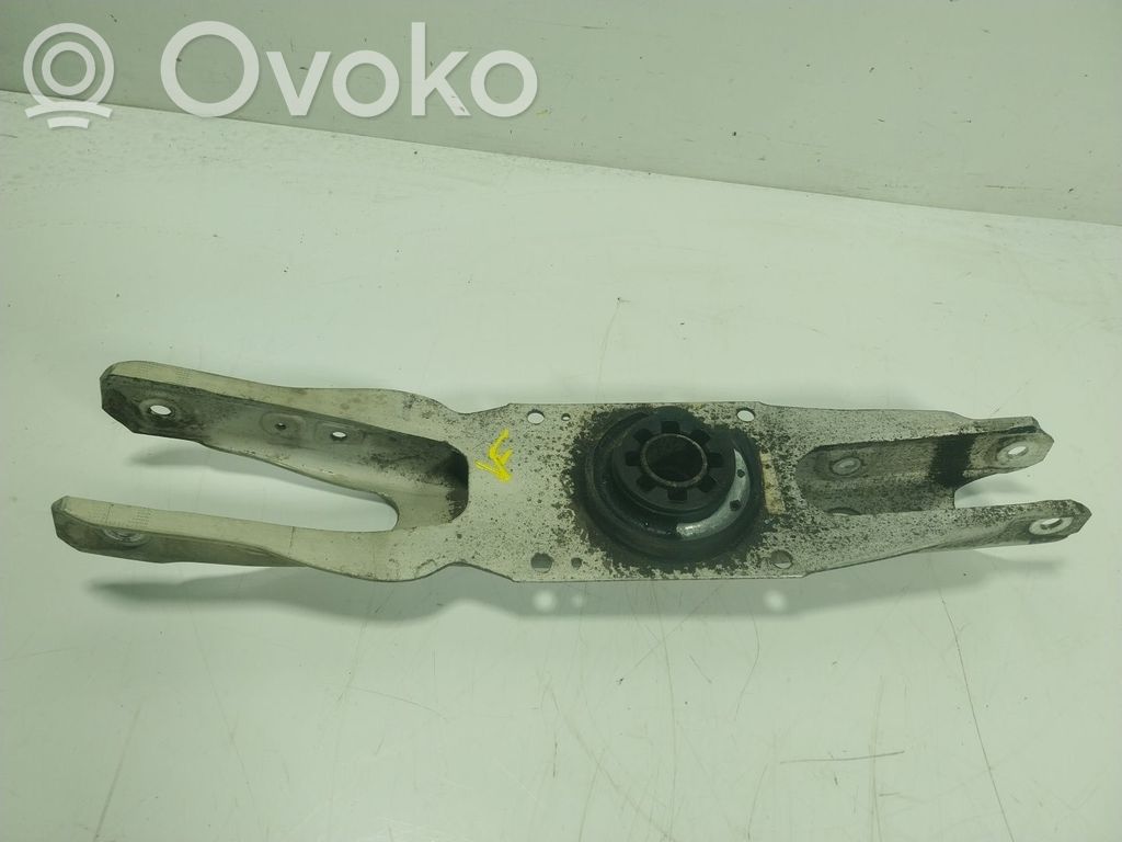 Mercedes-Benz CLA C117 X117 W117 Braccio di controllo sospensione posteriore