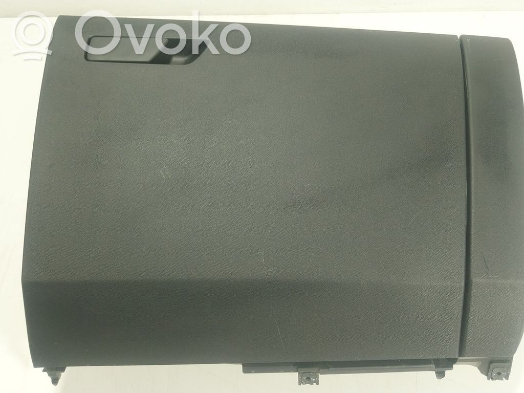 Schowek deski rozdzielczej   5FB857095J4PK,5FB857563J