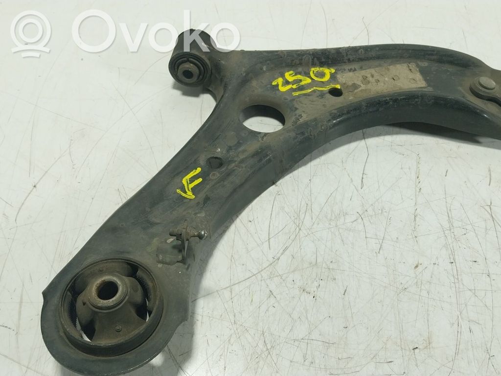 KIA Sportage Braccio di controllo sospensione anteriore 