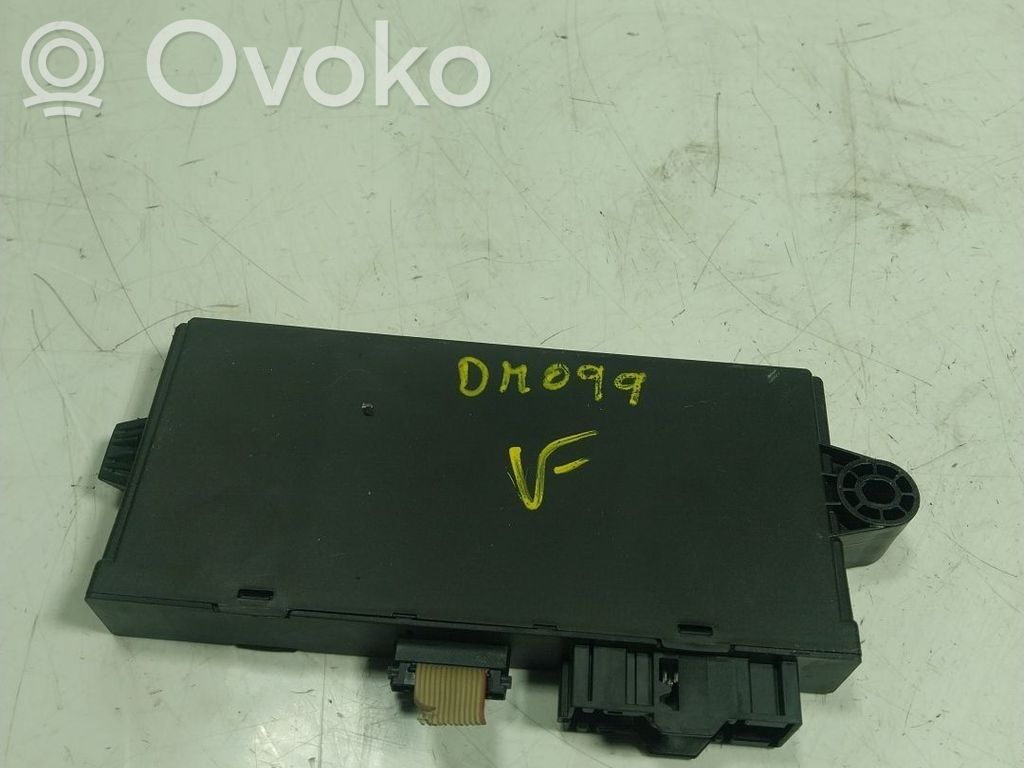 Otras unidades de control/módulos   61359395657,921785301