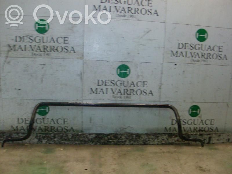 Barra estabilizadora delantera
