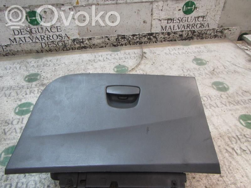 Seat Ibiza IV (6J,6P) Guantera