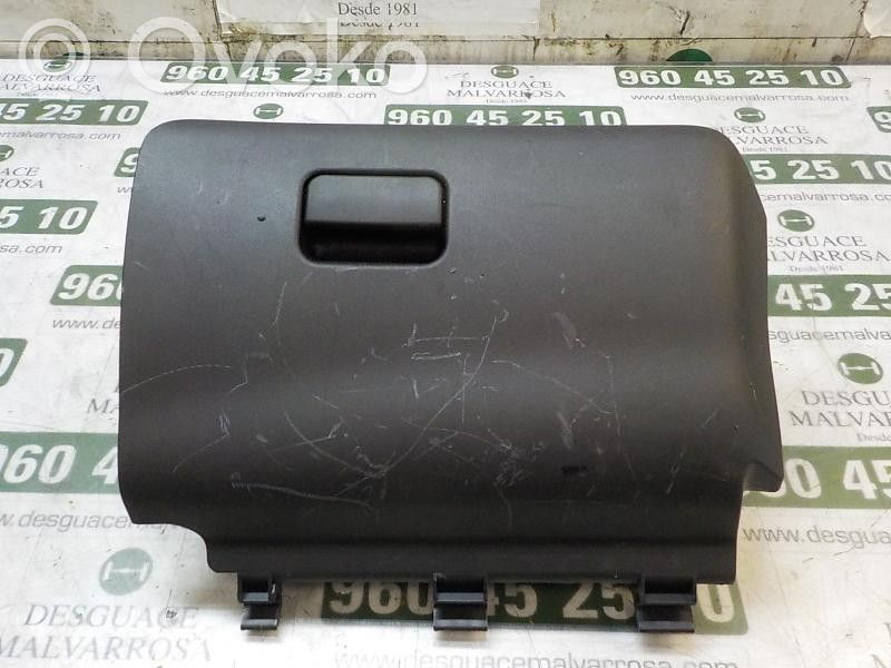 Citroen C-Zero Glove box 