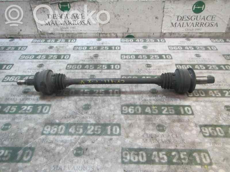 Takavetoakseli   A2213503510