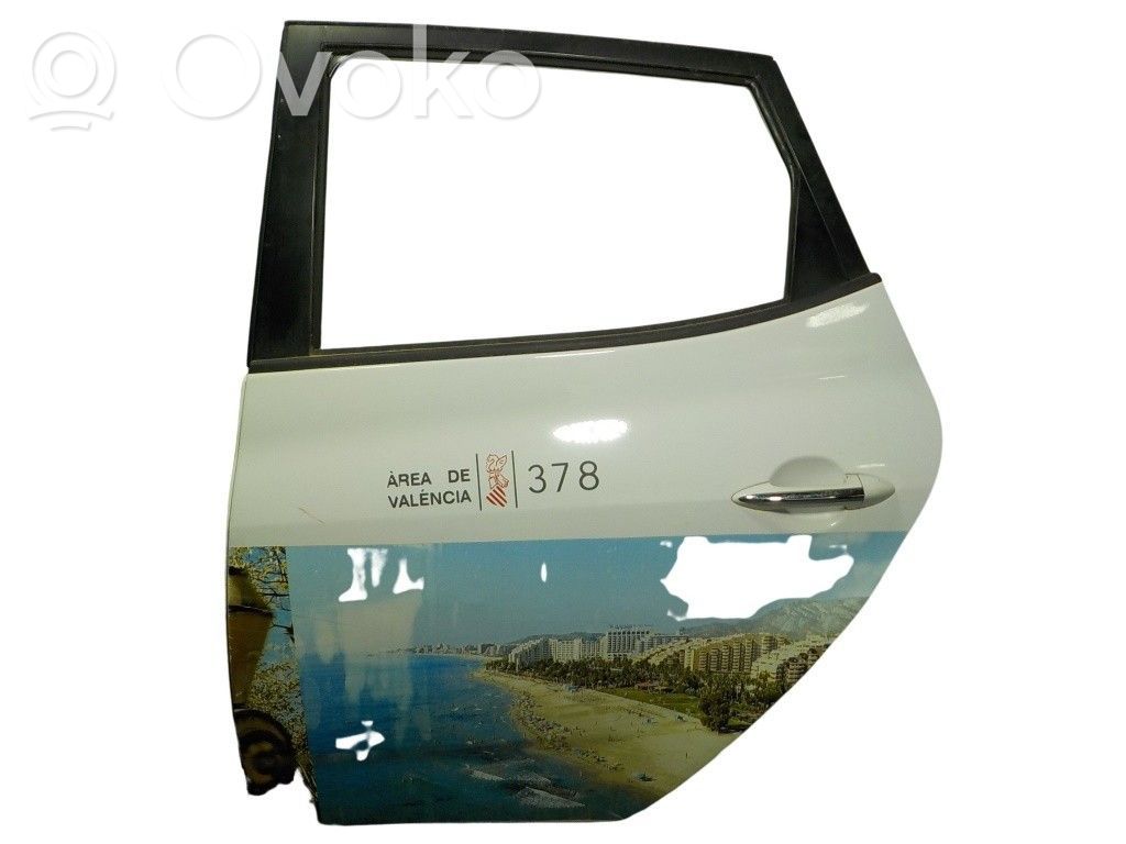 Puerta trasera   770031K000