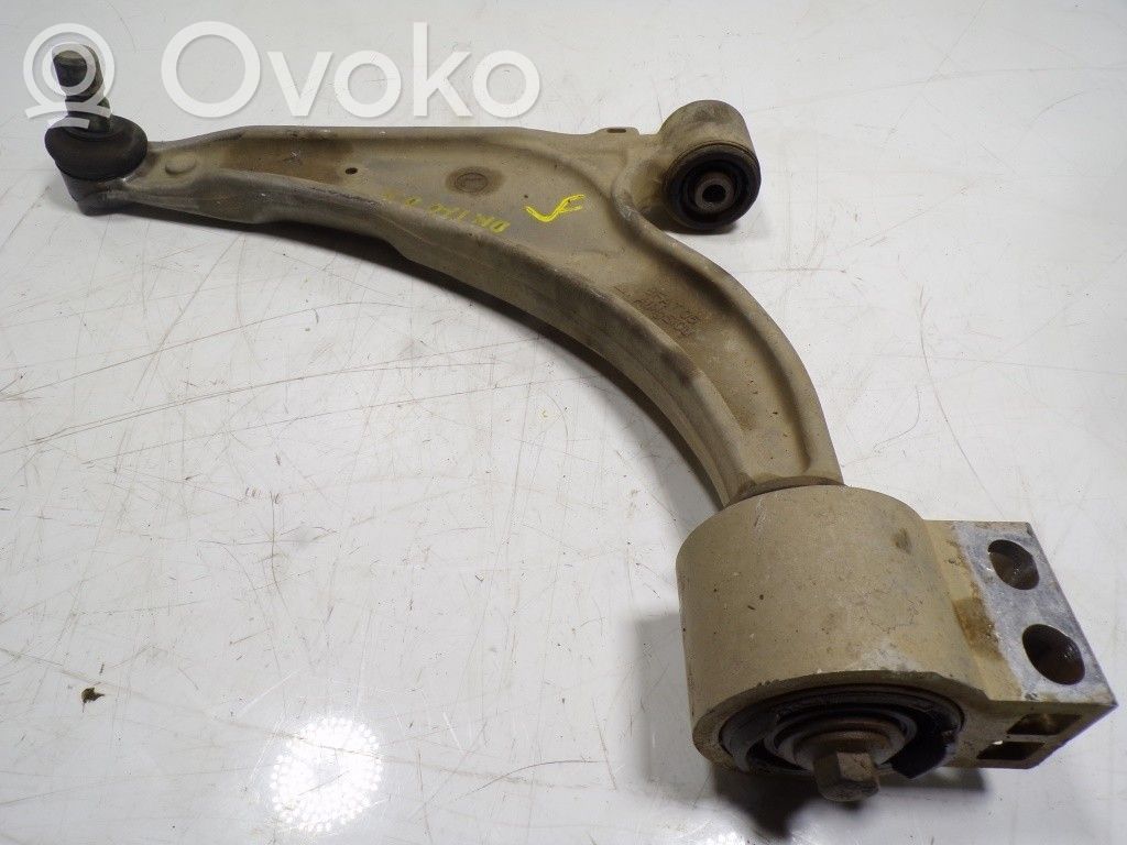 Opel Astra J Braccio di controllo sospensione anteriore 