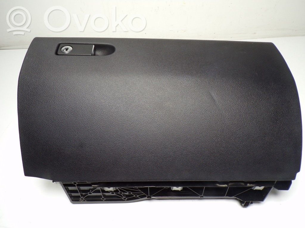 Guantera   A21268010989G47,A2126802491