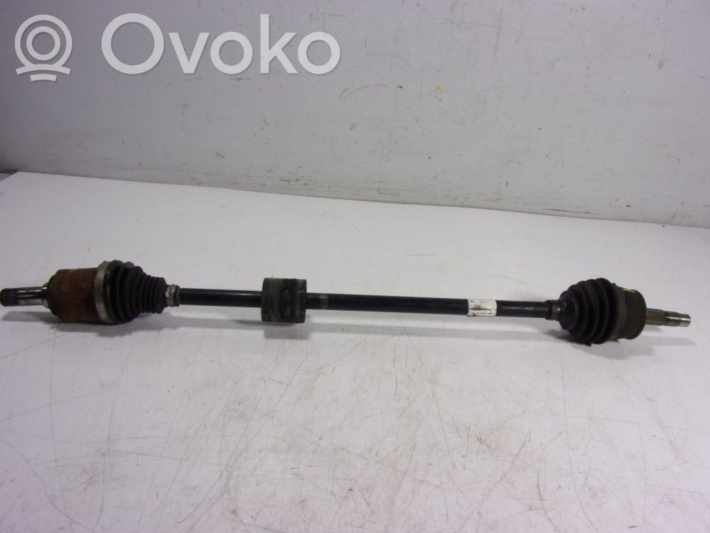 Opel Corsa E Priekinis pusašis 