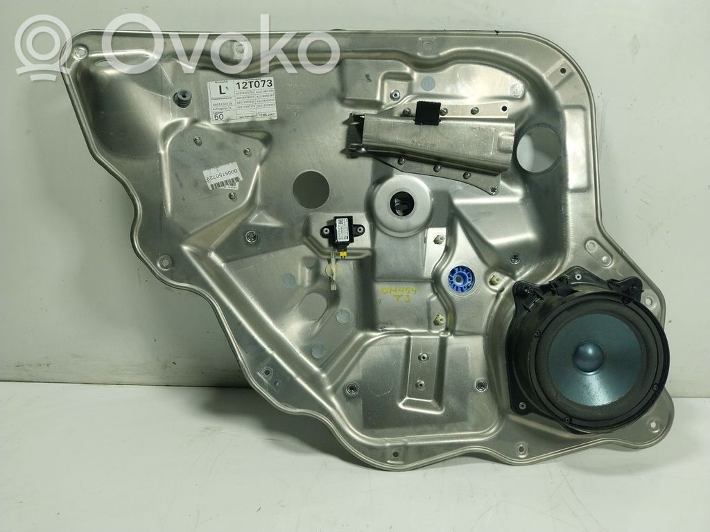 Mercedes-Benz Sprinter W901 W902 W903 W904 Mechanizm podnoszenia szyby tylnej bez silnika 