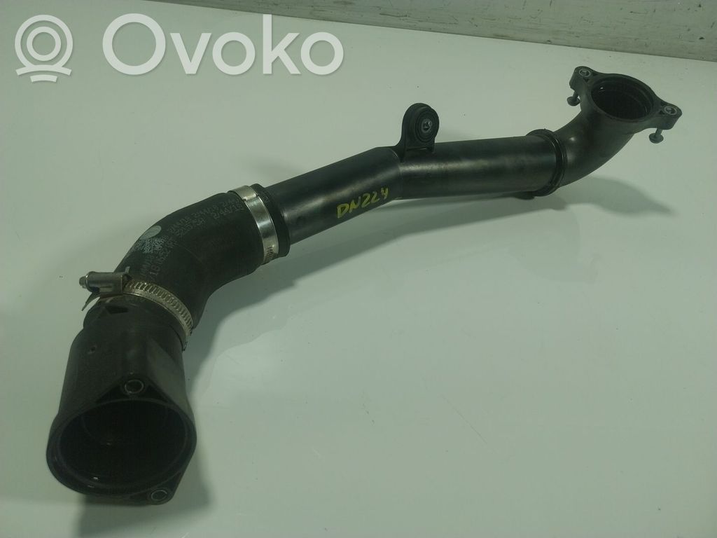Volkswagen Polo VI Tube d'admission de tuyau de refroidisseur intermédiaire