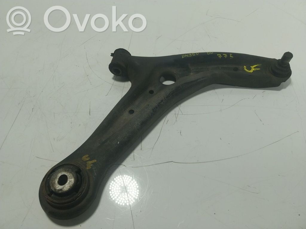 Brazo de suspensión delantero   1751952