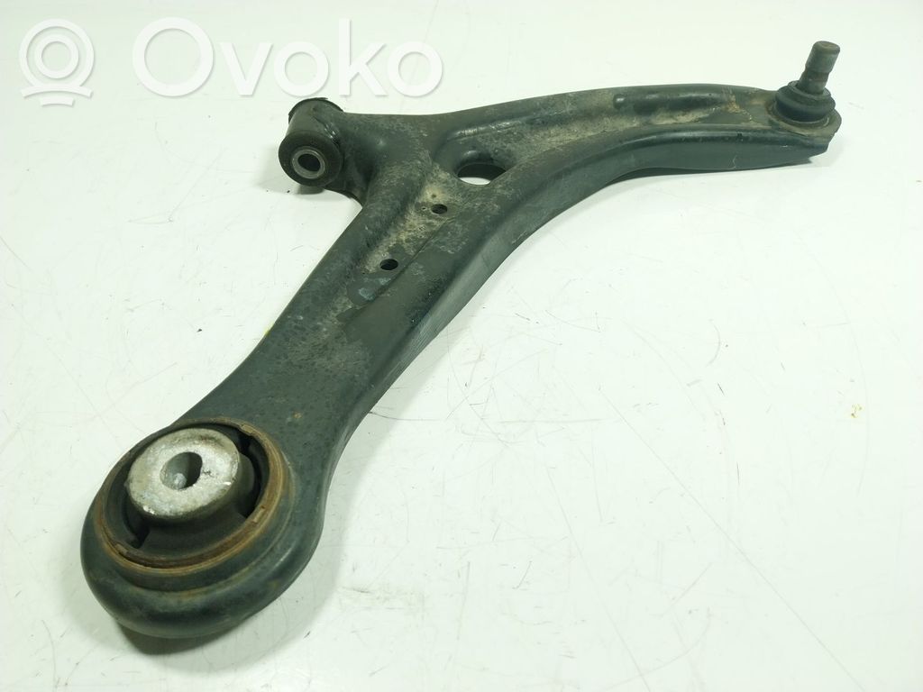 Ford Fiesta Рычаг 