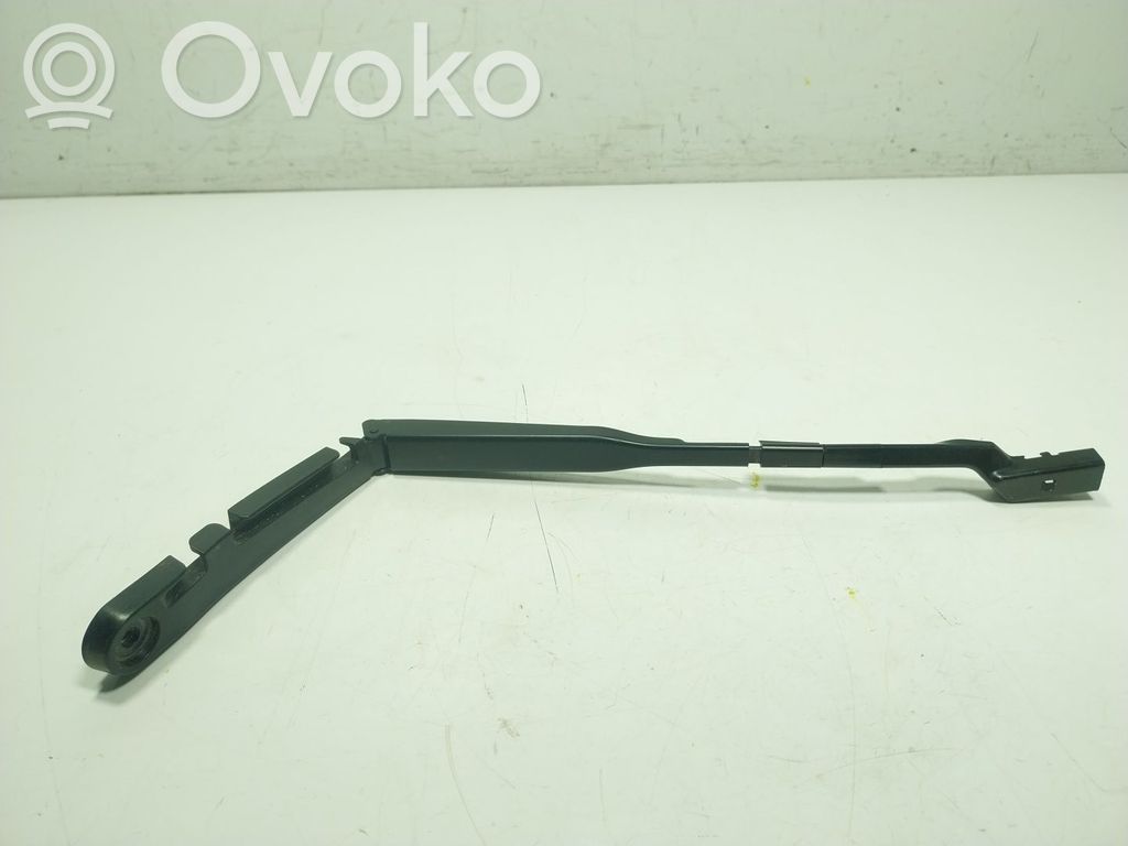 Volvo XC60 Braccio della spazzola tergicristallo anteriore 