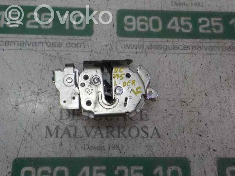 Loading door lock   82500JX00A