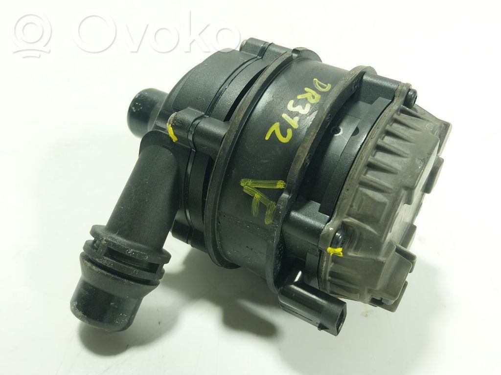 Water pump   17618477210,864273204