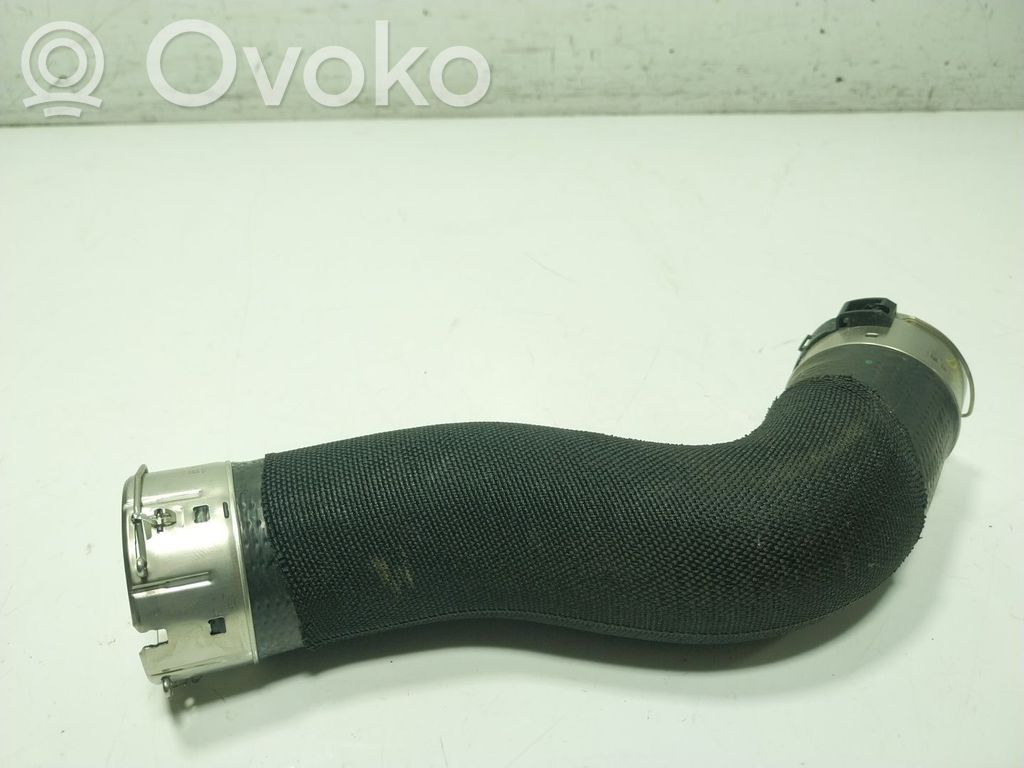 BMW X6 M Furtun/conductă intercooler