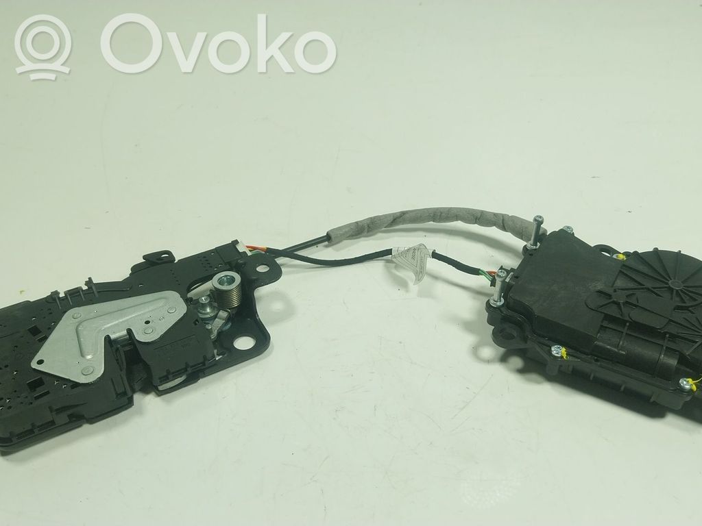 BMW X1 F48 F49 Zamek klapy tylnej bagażnika 