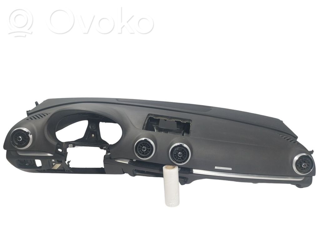 Audi A3 S3 8V Dashboard 