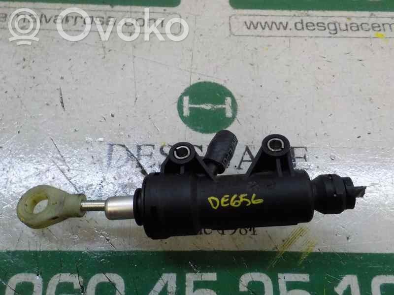Pompa della frizione   21526773670