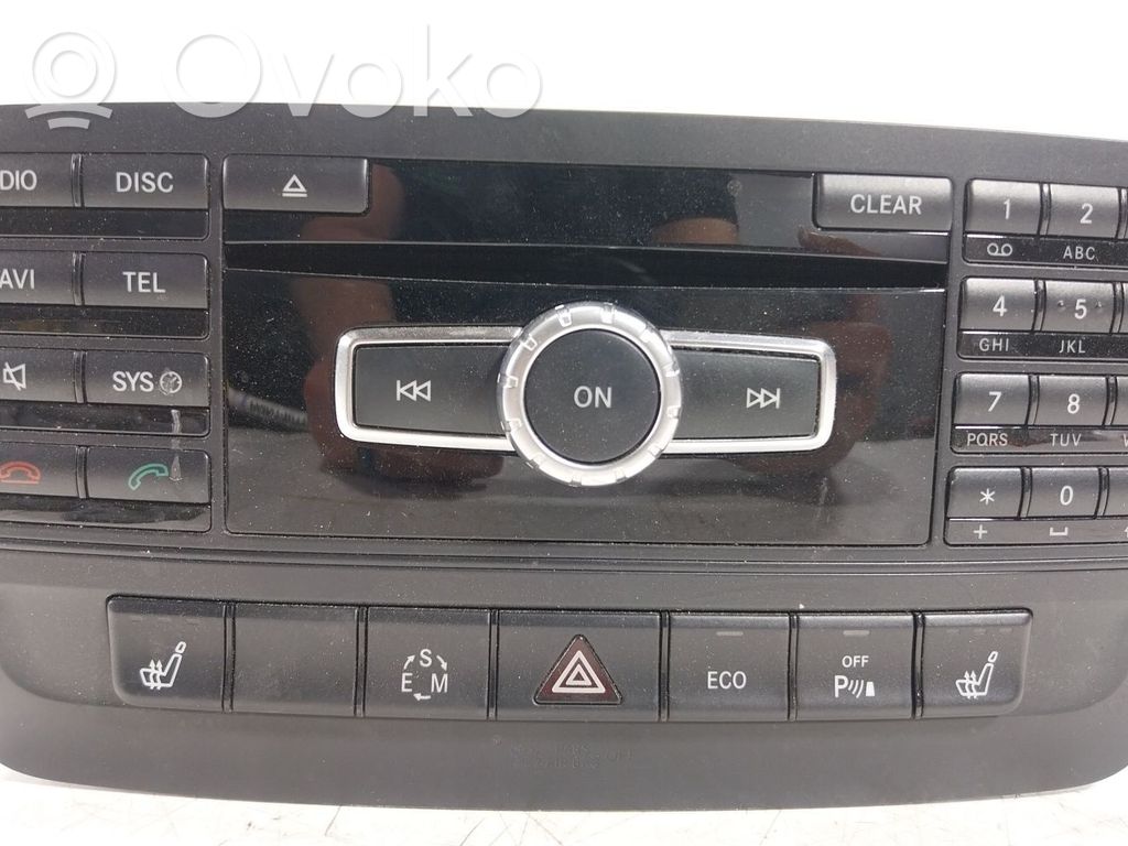 Mercedes-Benz CLA C117 X117 W117 Panel / Radioodtwarzacz CD/DVD/GPS 