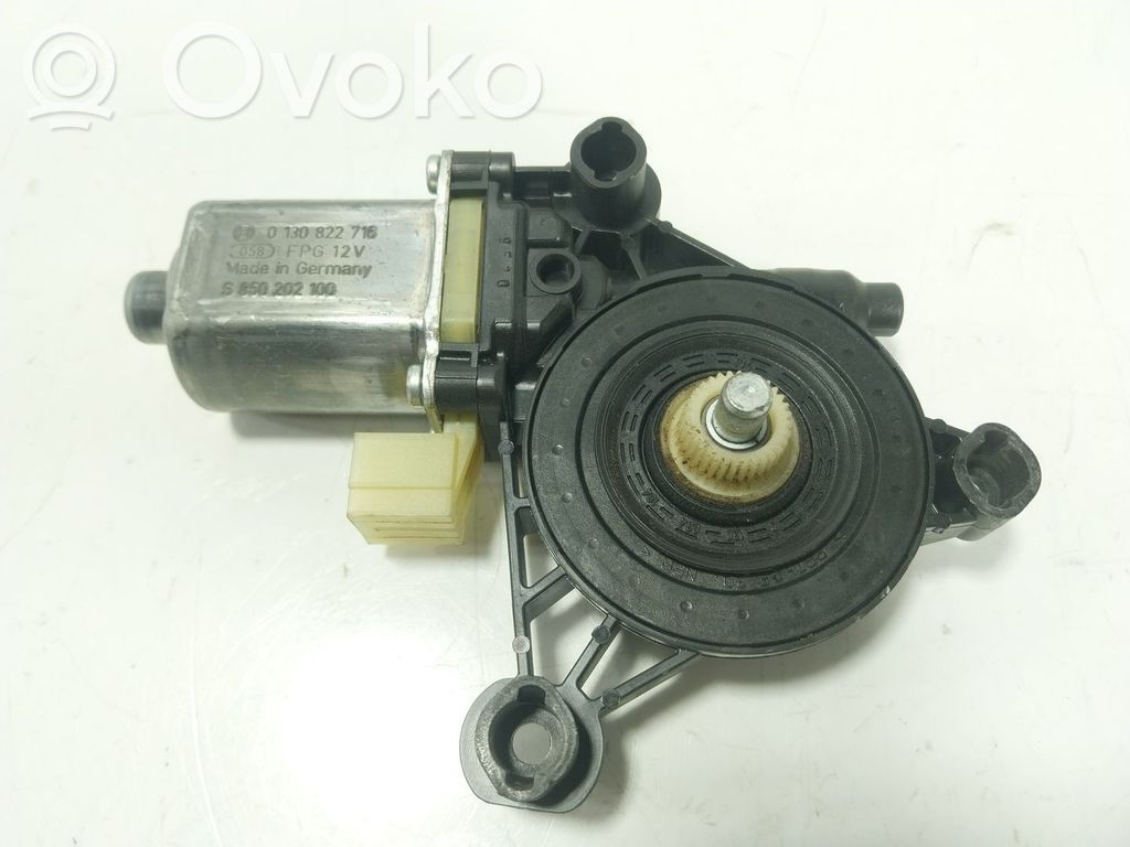 Regulador de ventanilla eléctrico de puerta delantera   5Q0959802B,5Q0959802B