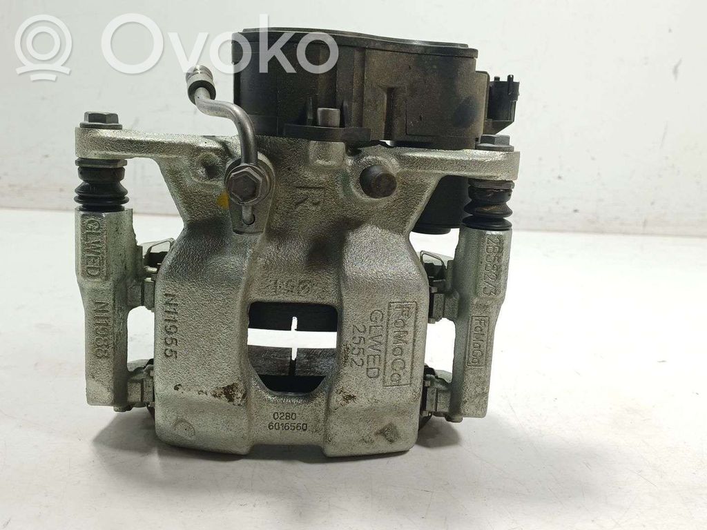Volkswagen Amarok II Supporto della pinza del freno posteriore
