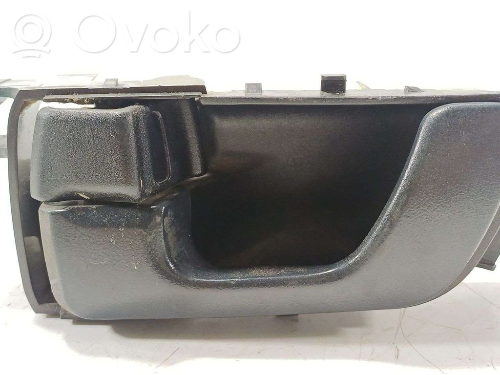 Mitsubishi Montero Maniglia interna per portiera anteriore