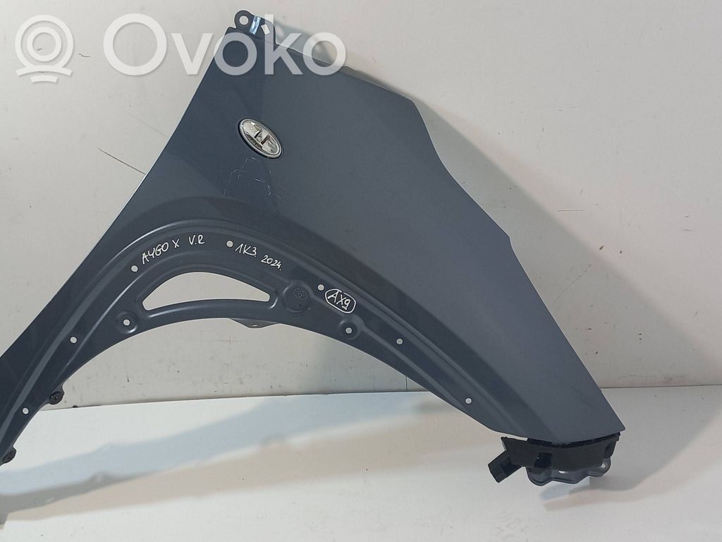 Toyota Aygo X Błotnik przedni 