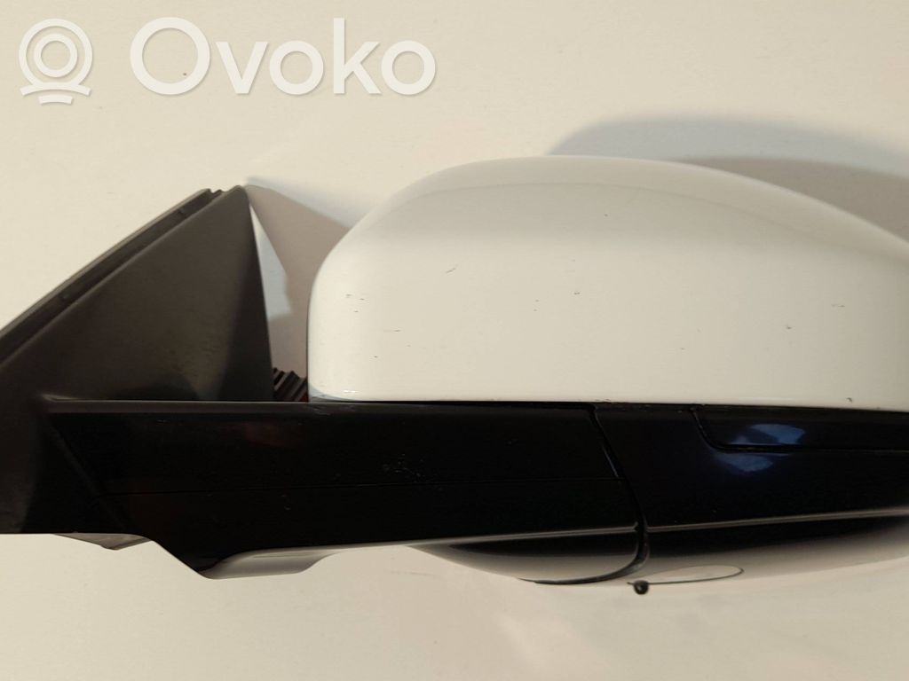 Jaguar E-Pace Front door electric wing mirror 
