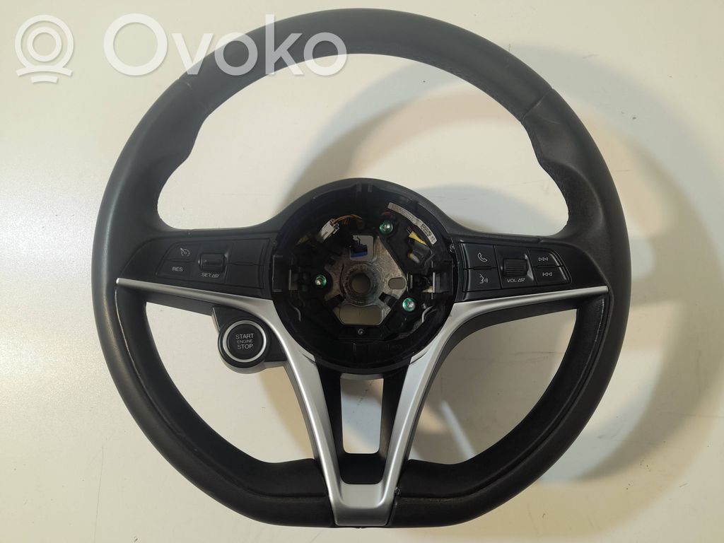 Alfa Romeo Giulia Ohjauspyörä 