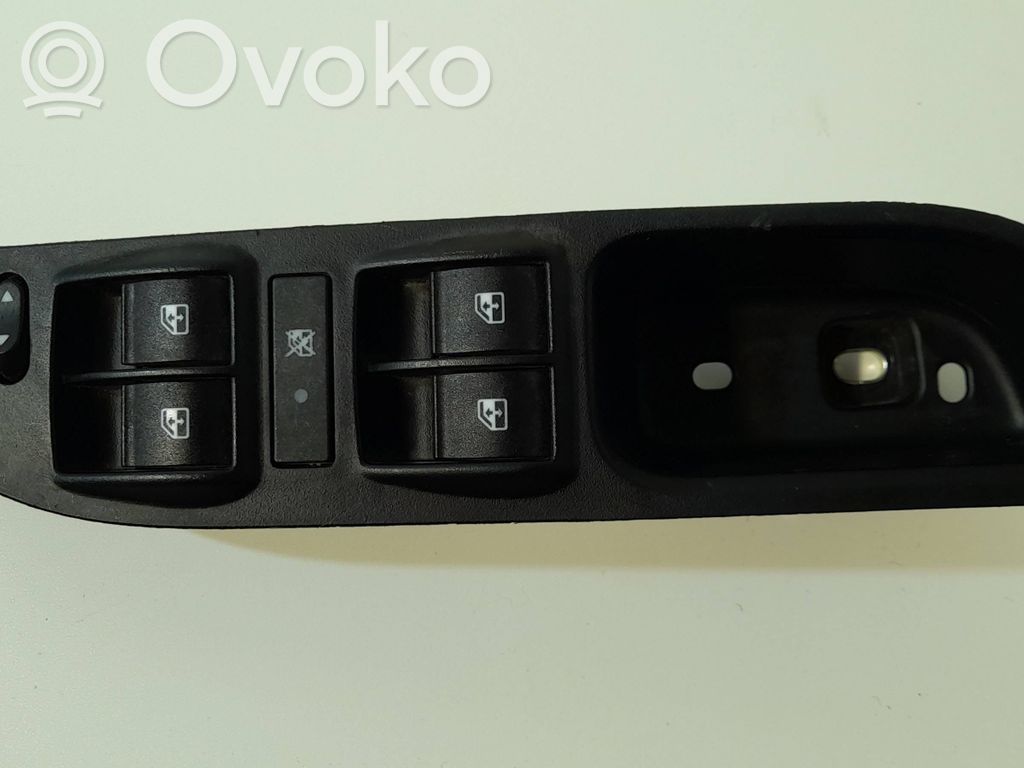 Electric window control switch   735604302