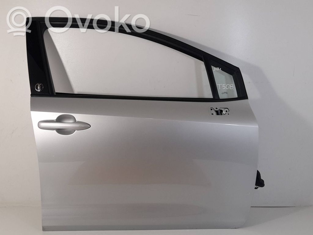 Toyota Corolla E210 E21 Etuovi 