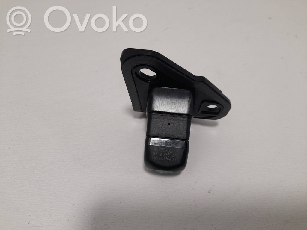 Reversing camera   8679002210