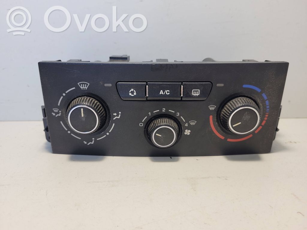 Peugeot 207 Climate control unit 