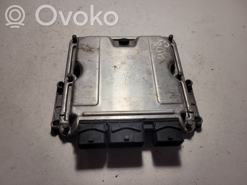 Peugeot 406 Engine control unit/module 
