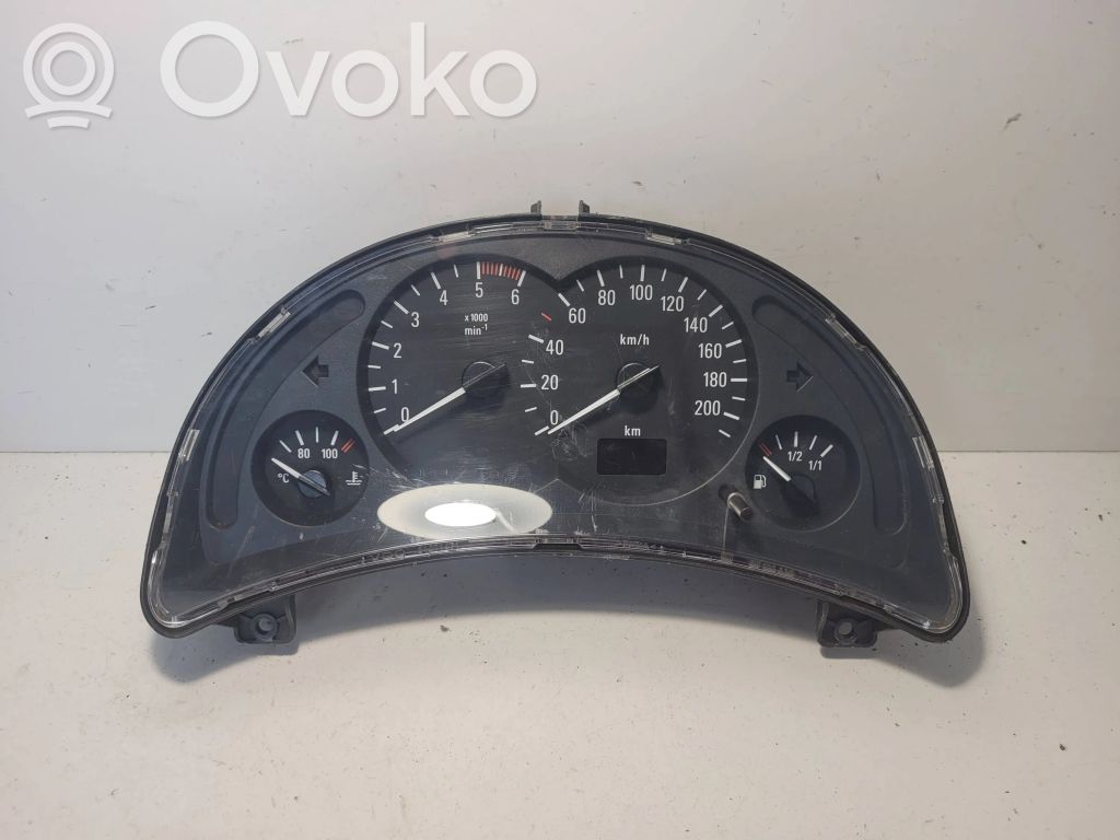 Opel Corsa C Speedometer (instrument cluster) 