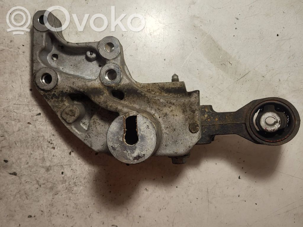 Citroen C5 Engine mounting bracket 