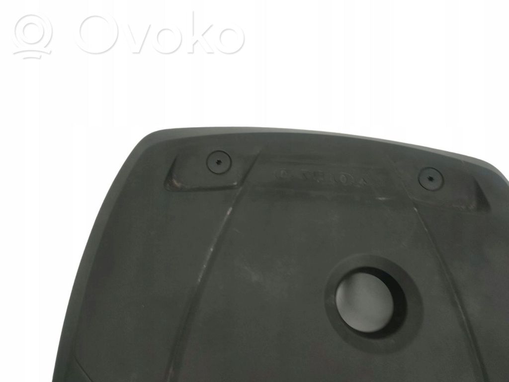 Volvo V40 Engine cover (trim) 
