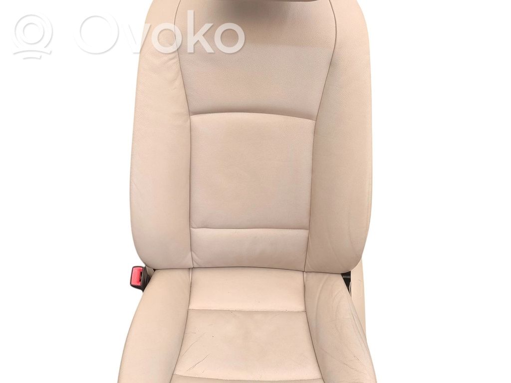 Seat set