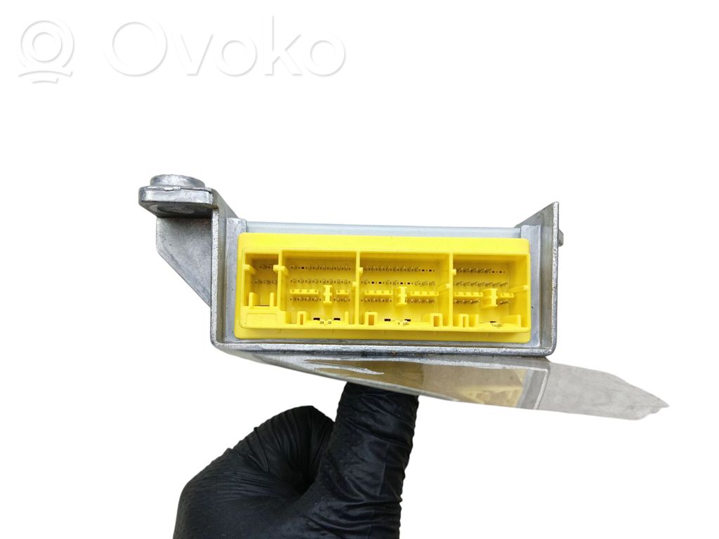 Airbag control unit/module   GHR157K30